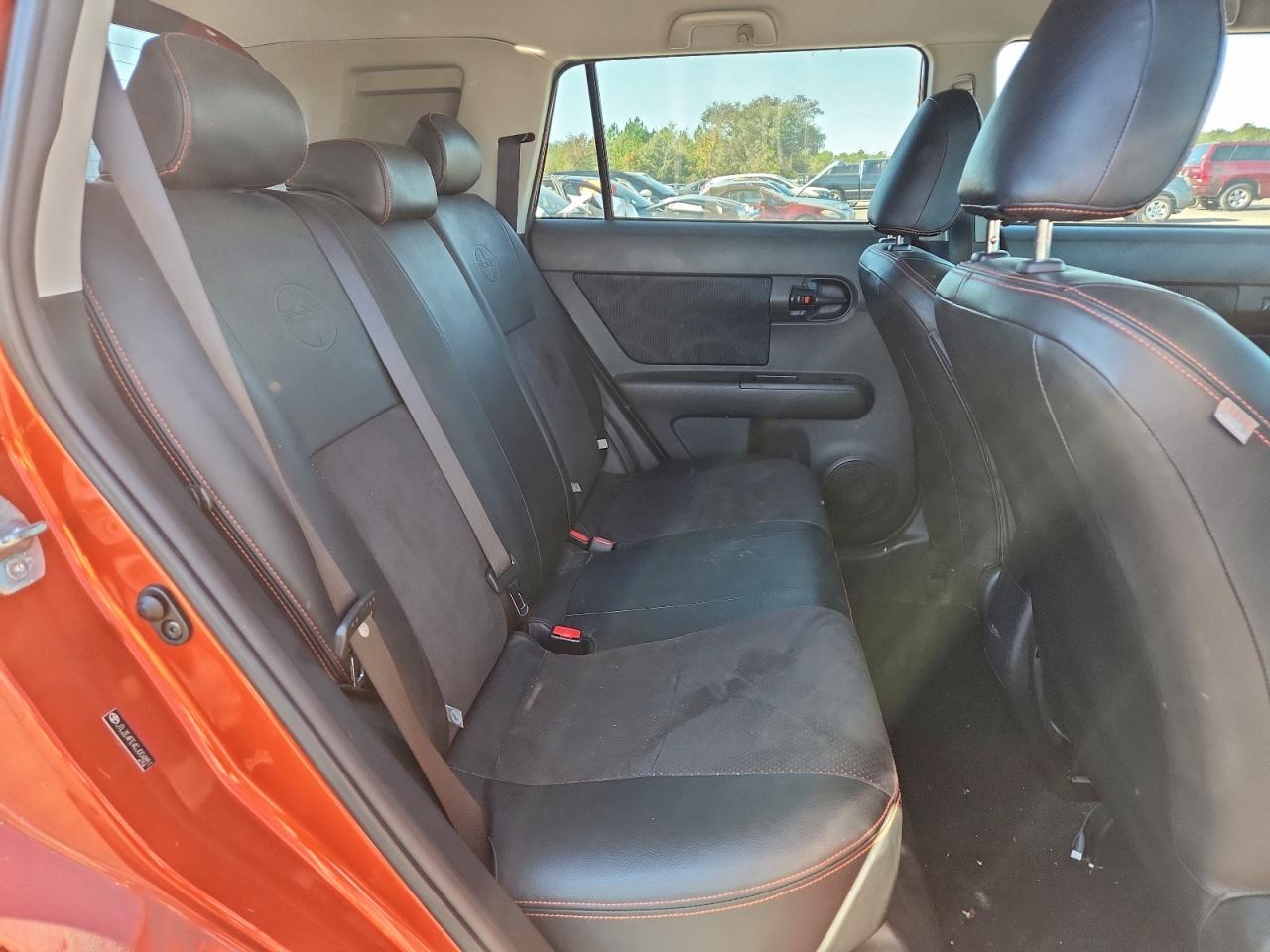 2012 TOYOTA SCION XB photo 11