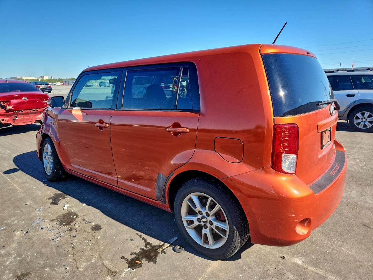 2012 TOYOTA SCION XB photo 2