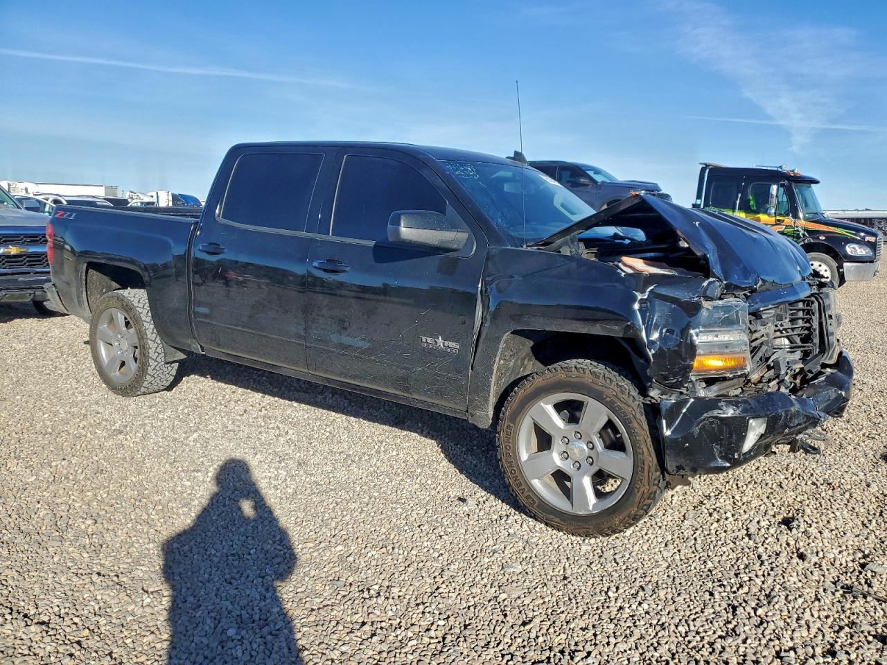 2018 CHEVROLET SILVERADO K1500 LT photo 4