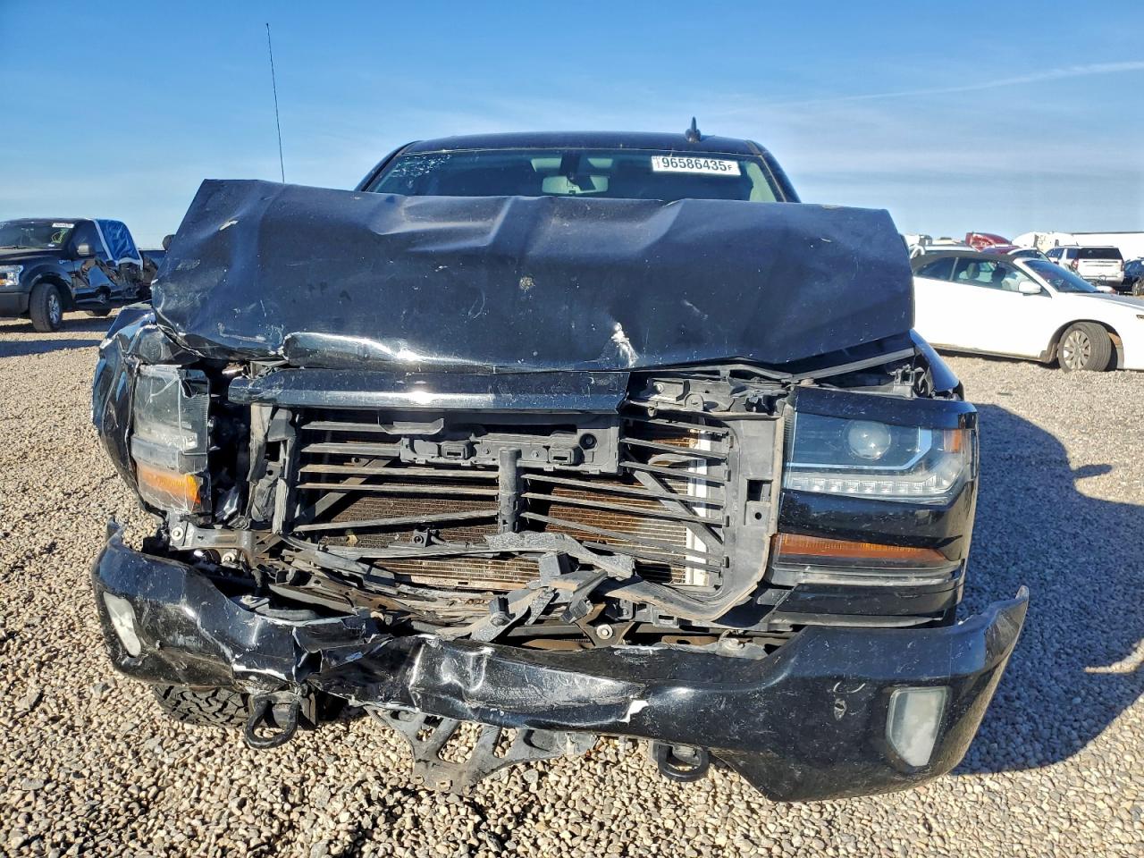 2018 CHEVROLET SILVERADO K1500 LT photo 5