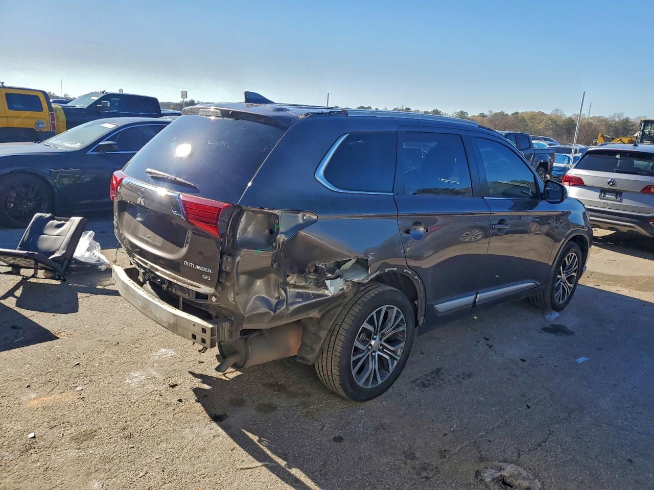 2017 MITSUBISHI OUTLANDER SE photo 3