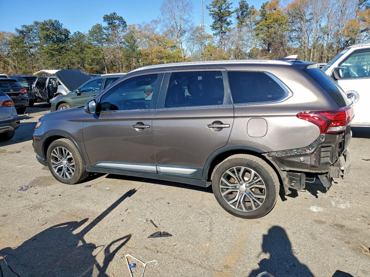 2017 MITSUBISHI OUTLANDER SE photo 2