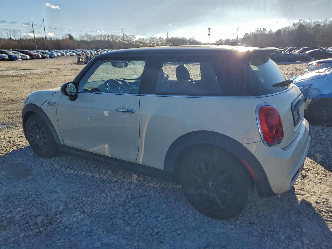 2016 MINI COOPER S photo 2