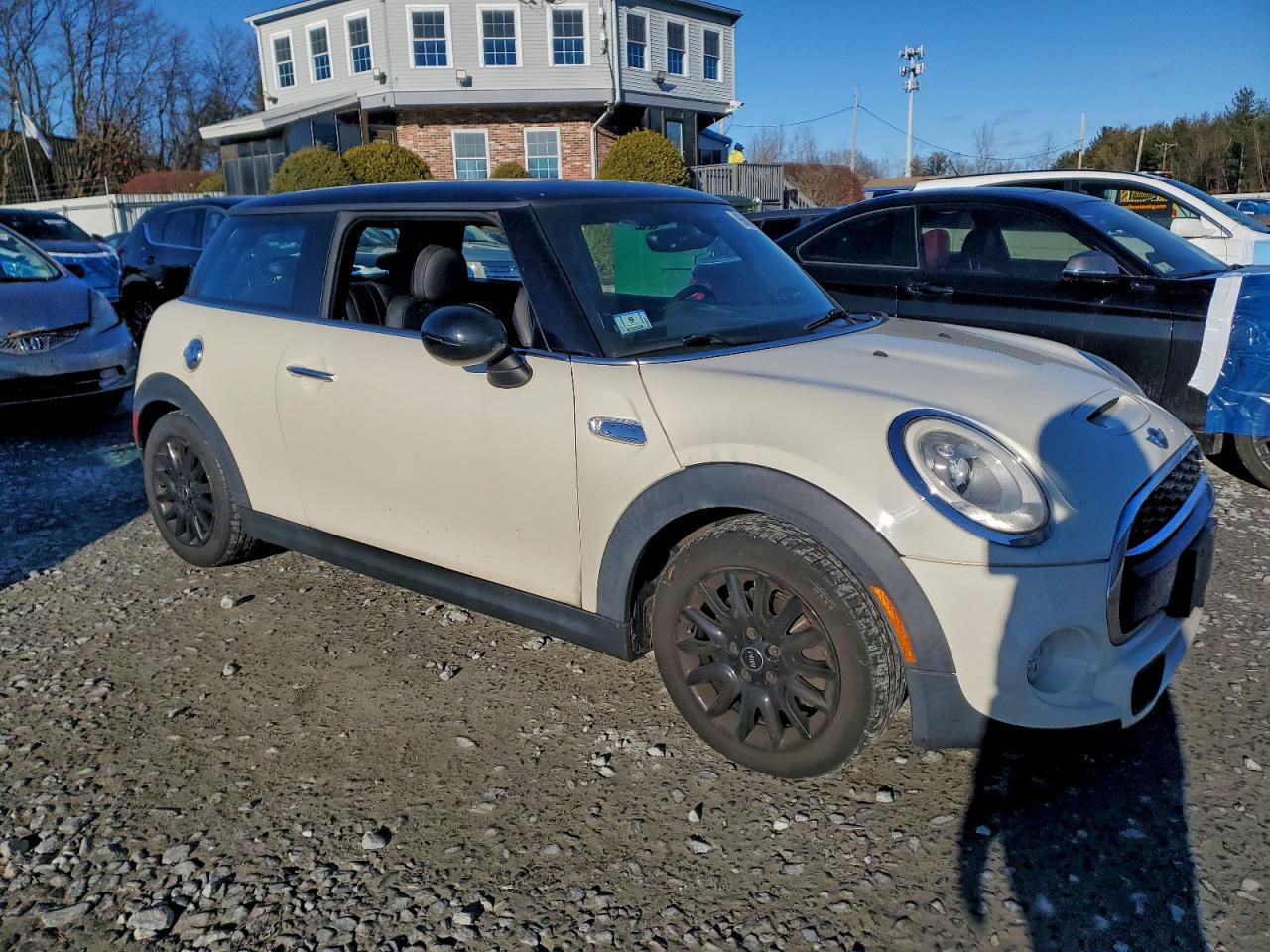 2016 MINI COOPER S photo 4