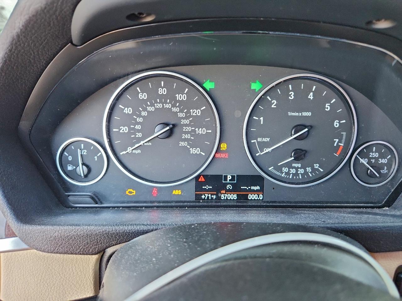 2016 BMW 320 I photo 9
