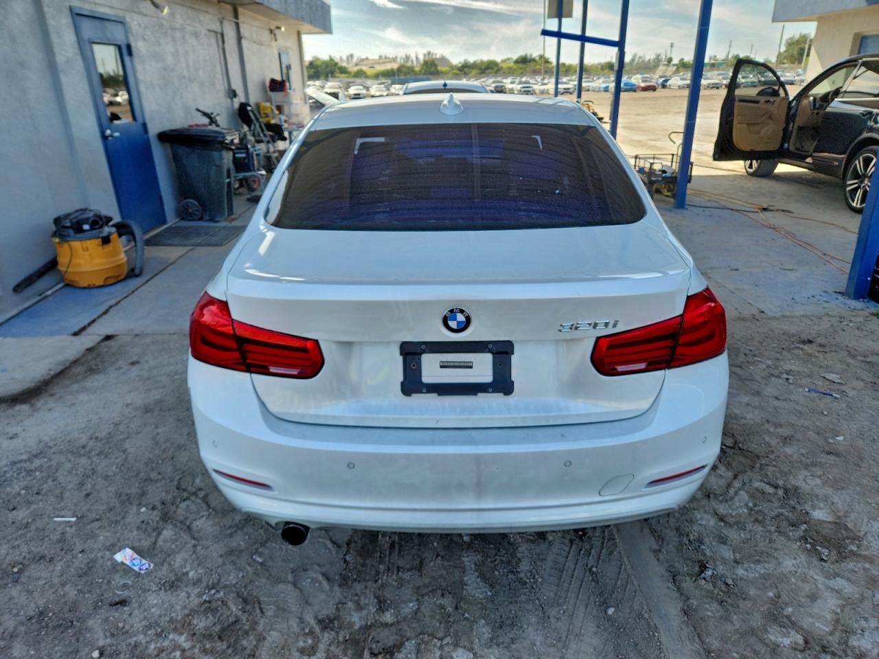 2016 BMW 320 I photo 6