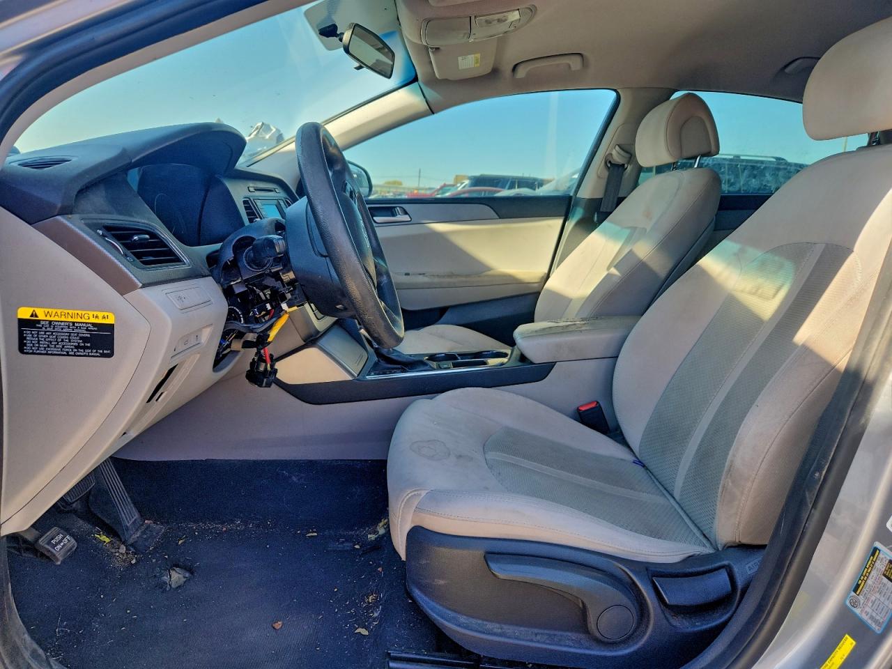 2017 HYUNDAI SONATA SE photo 7