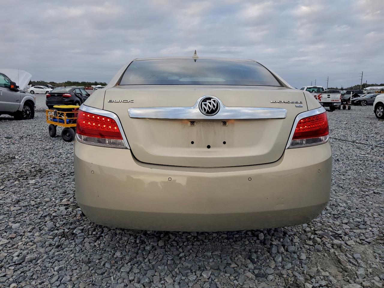 2010 BUICK LACROSSE CXL photo 6