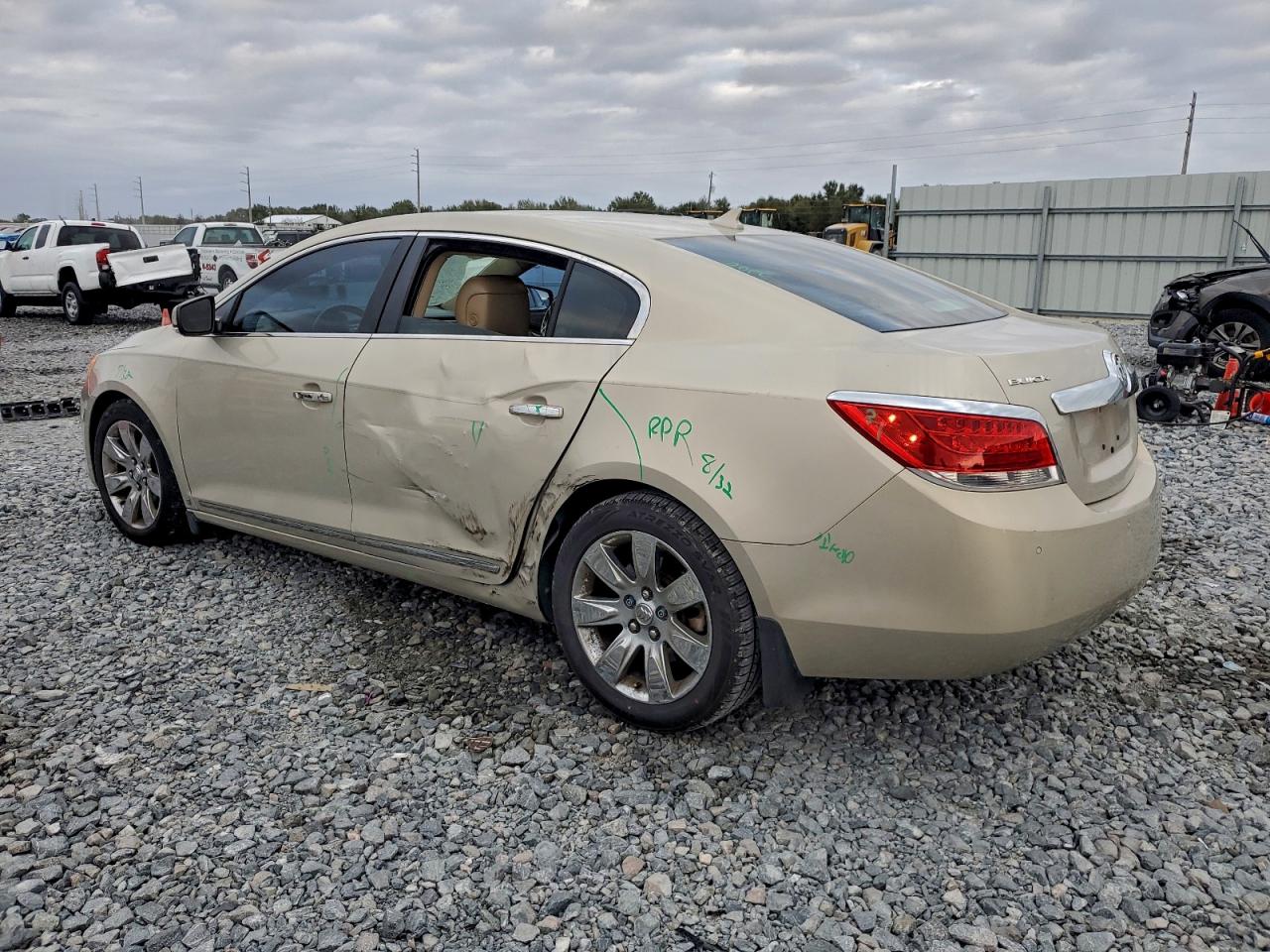 2010 BUICK LACROSSE CXL photo 2