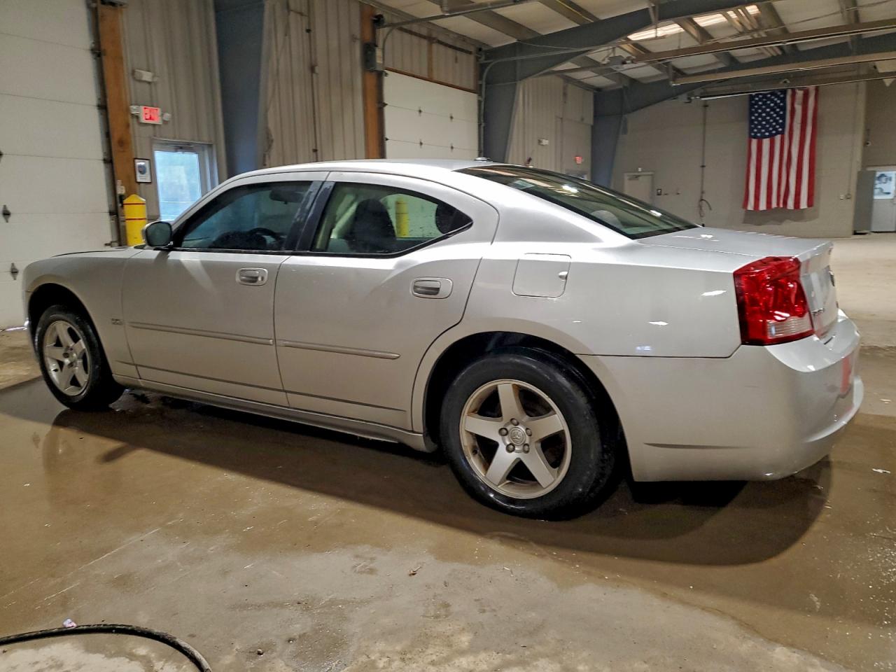 2010 DODGE CHARGER SXT photo 2