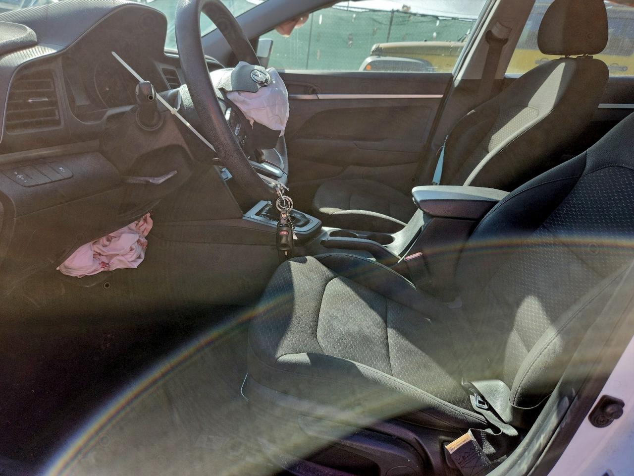2019 HYUNDAI ELANTRA SE photo 7