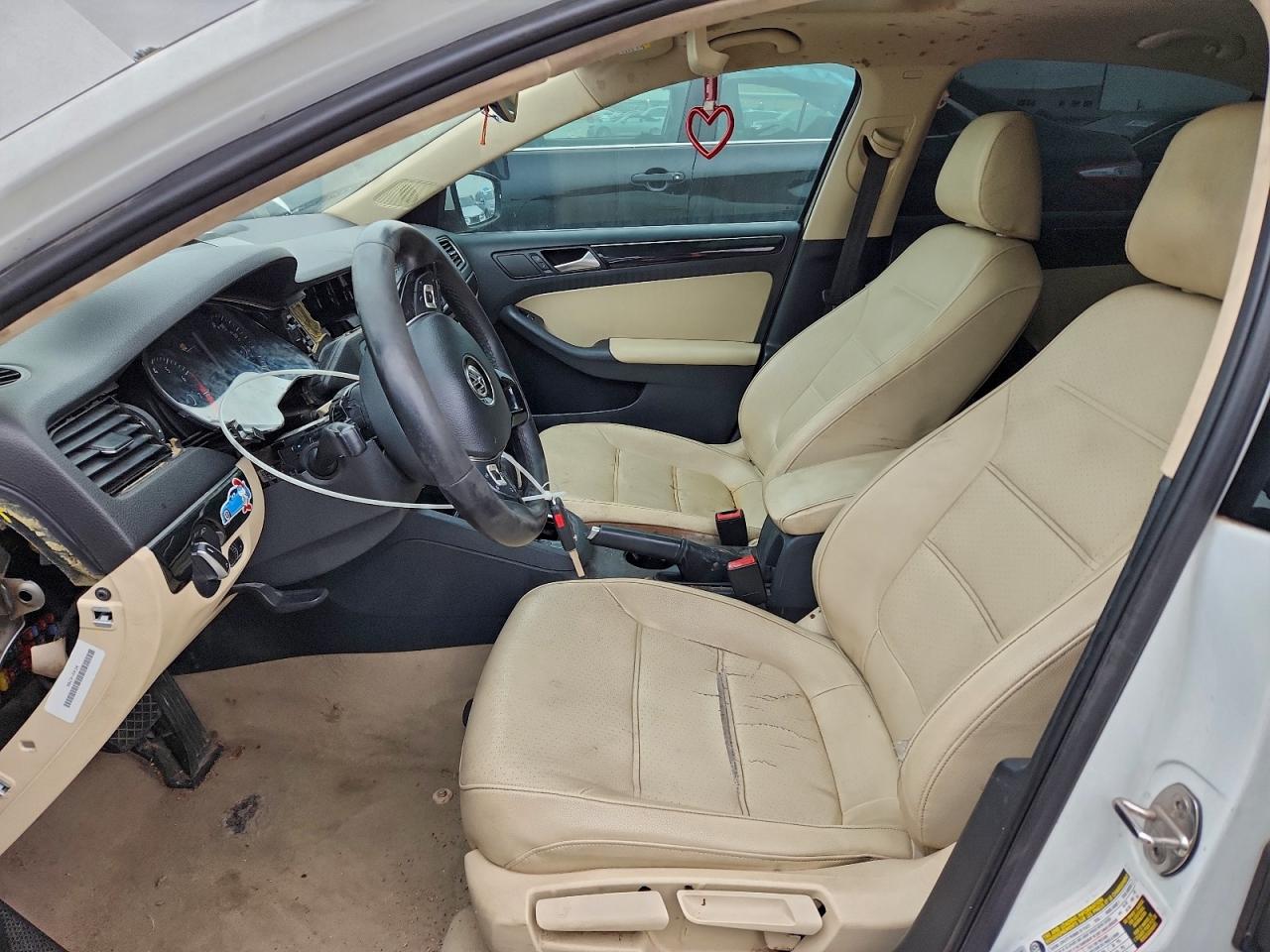 2016 VOLKSWAGEN JETTA SEL photo 7