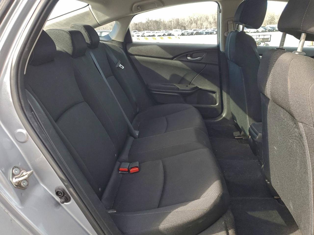 2017 HONDA CIVIC LX photo 10