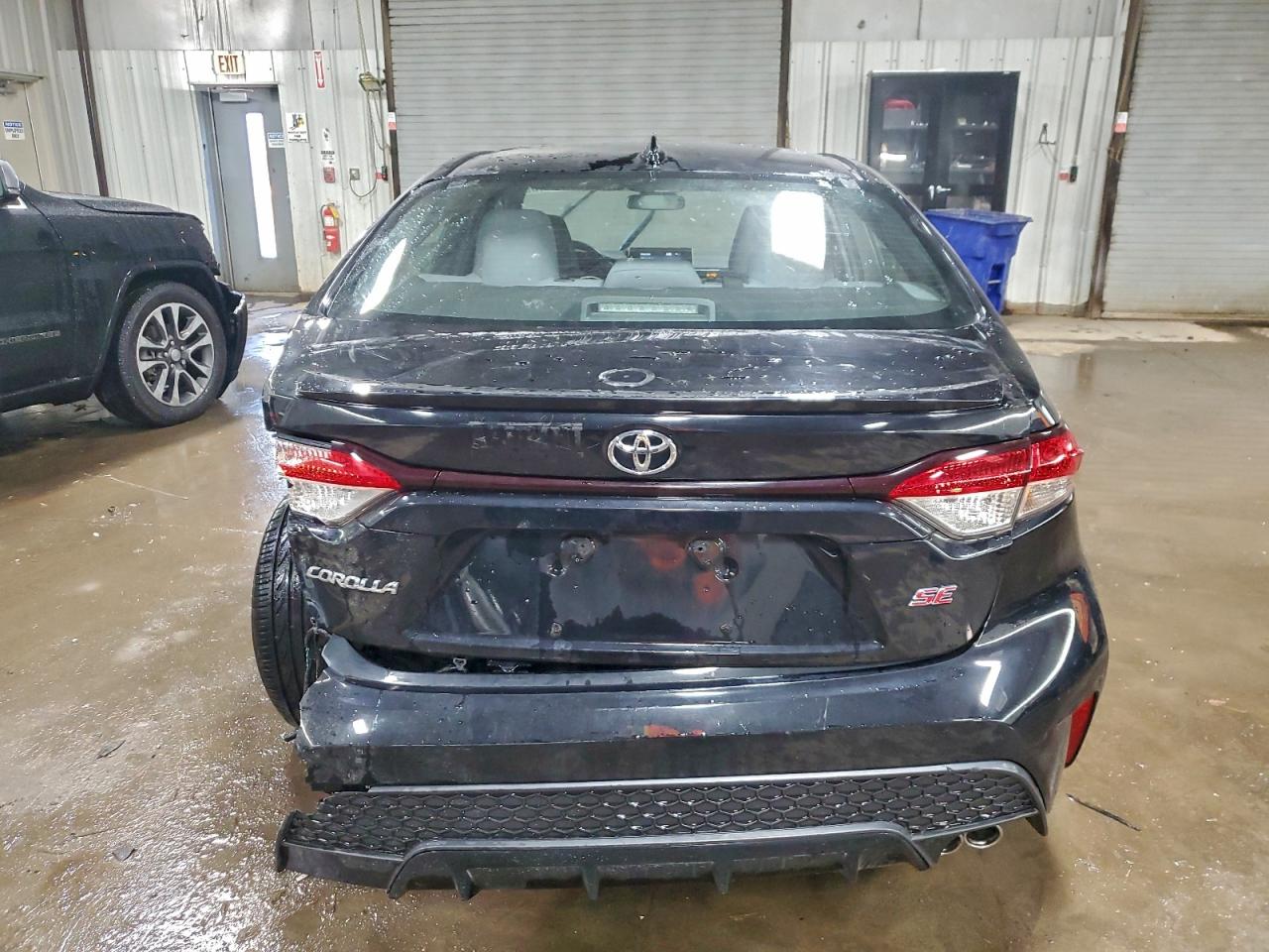 2020 TOYOTA COROLLA SE photo 6