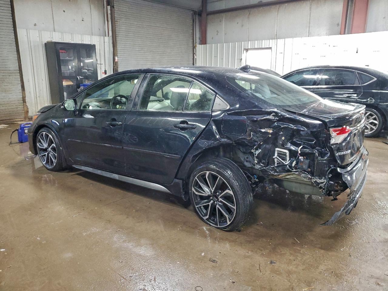 2020 TOYOTA COROLLA SE photo 2