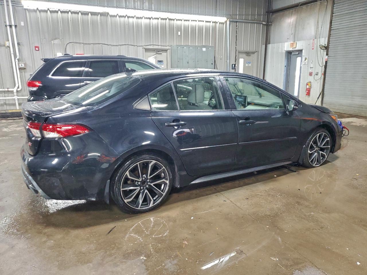 2020 TOYOTA COROLLA SE photo 3