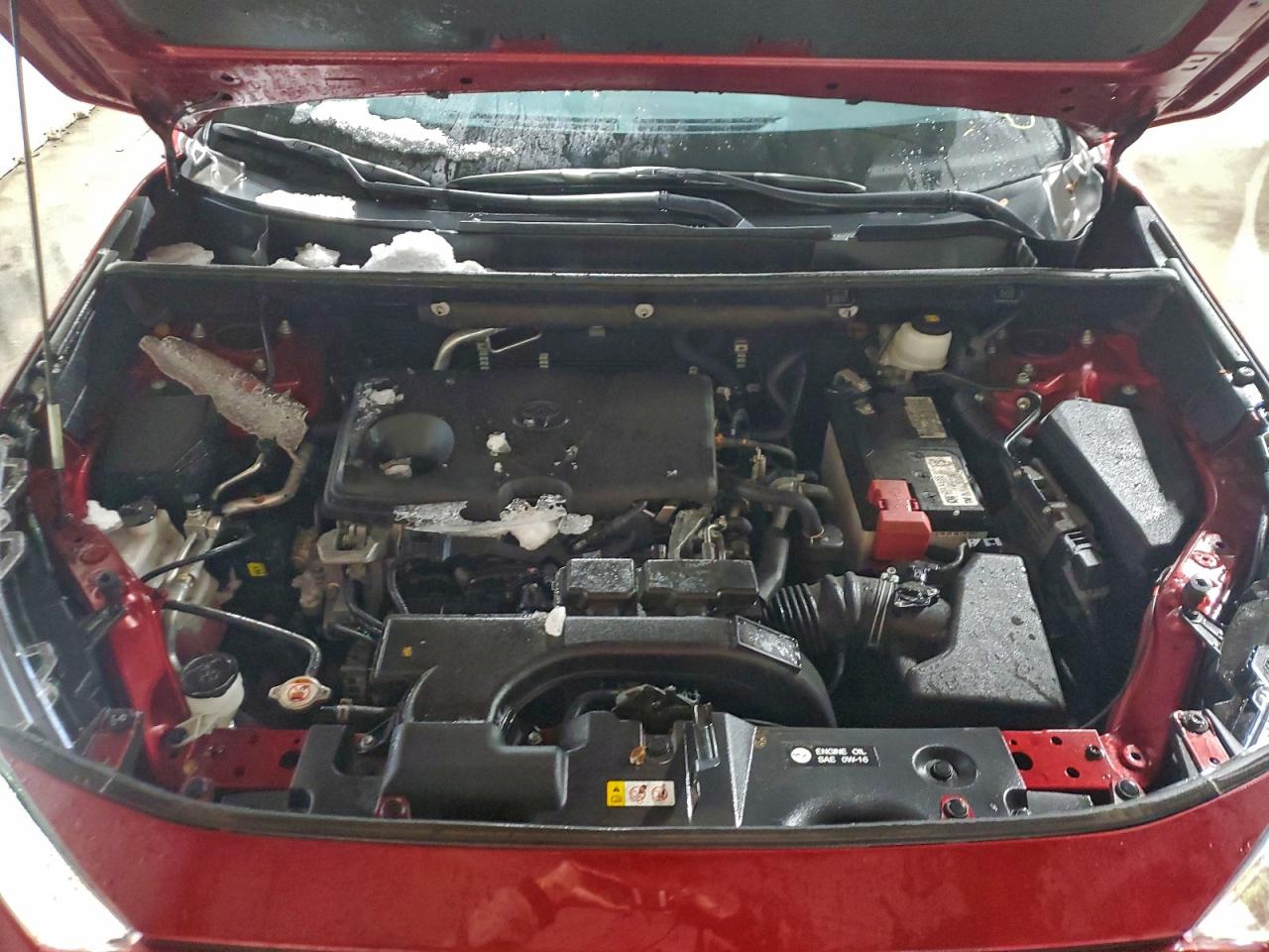 2021 TOYOTA RAV4 XLE photo 11