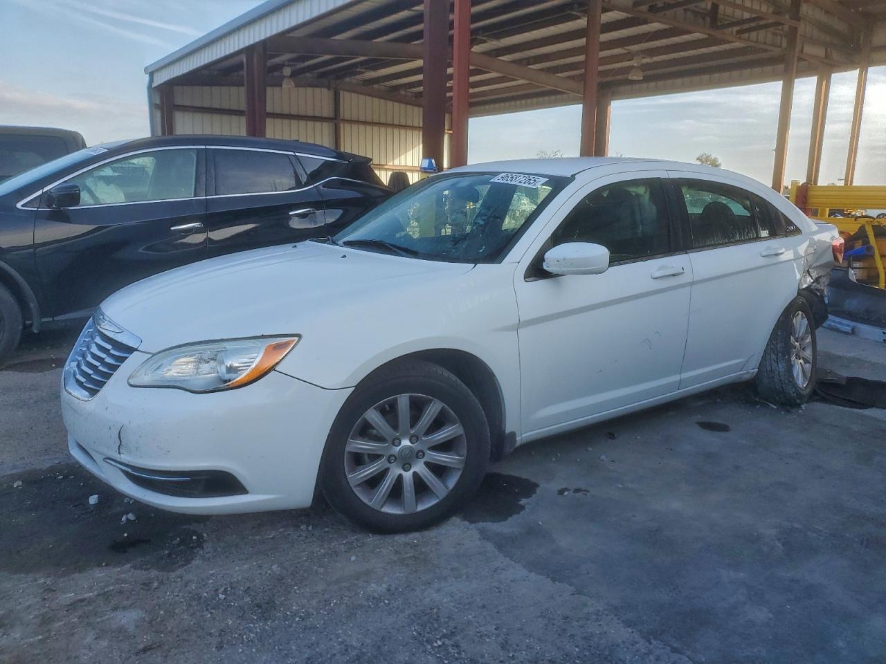 2013 CHRYSLER 200