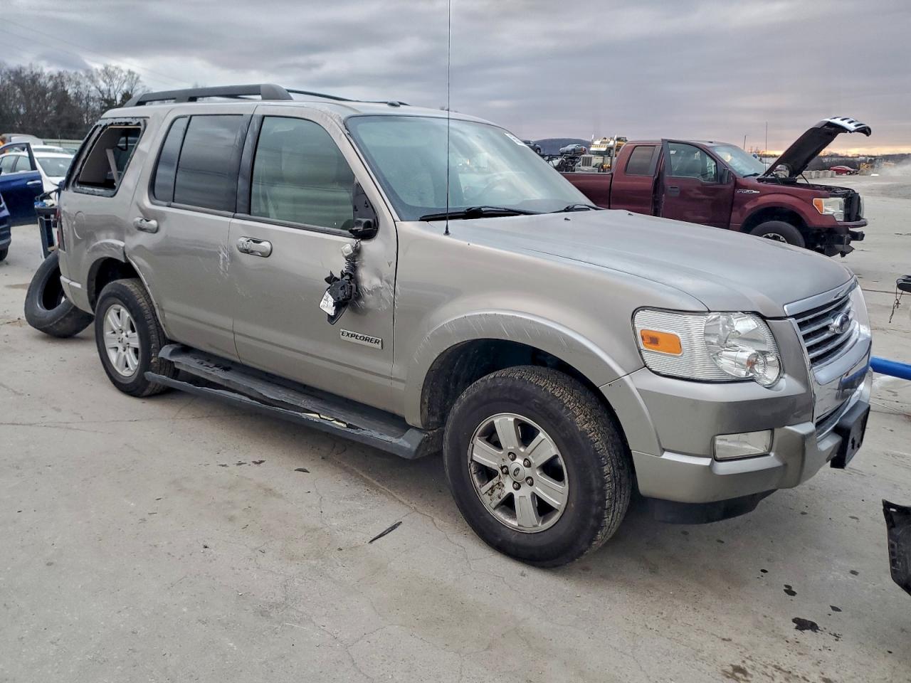 2008 FORD EXPLORER XLT photo 4