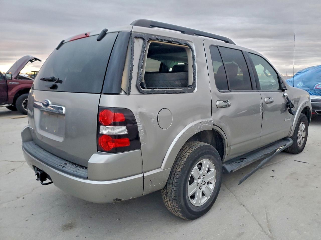 2008 FORD EXPLORER XLT photo 3
