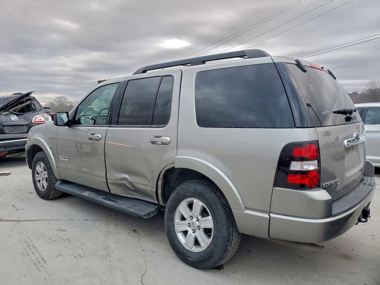 2008 FORD EXPLORER XLT photo 2