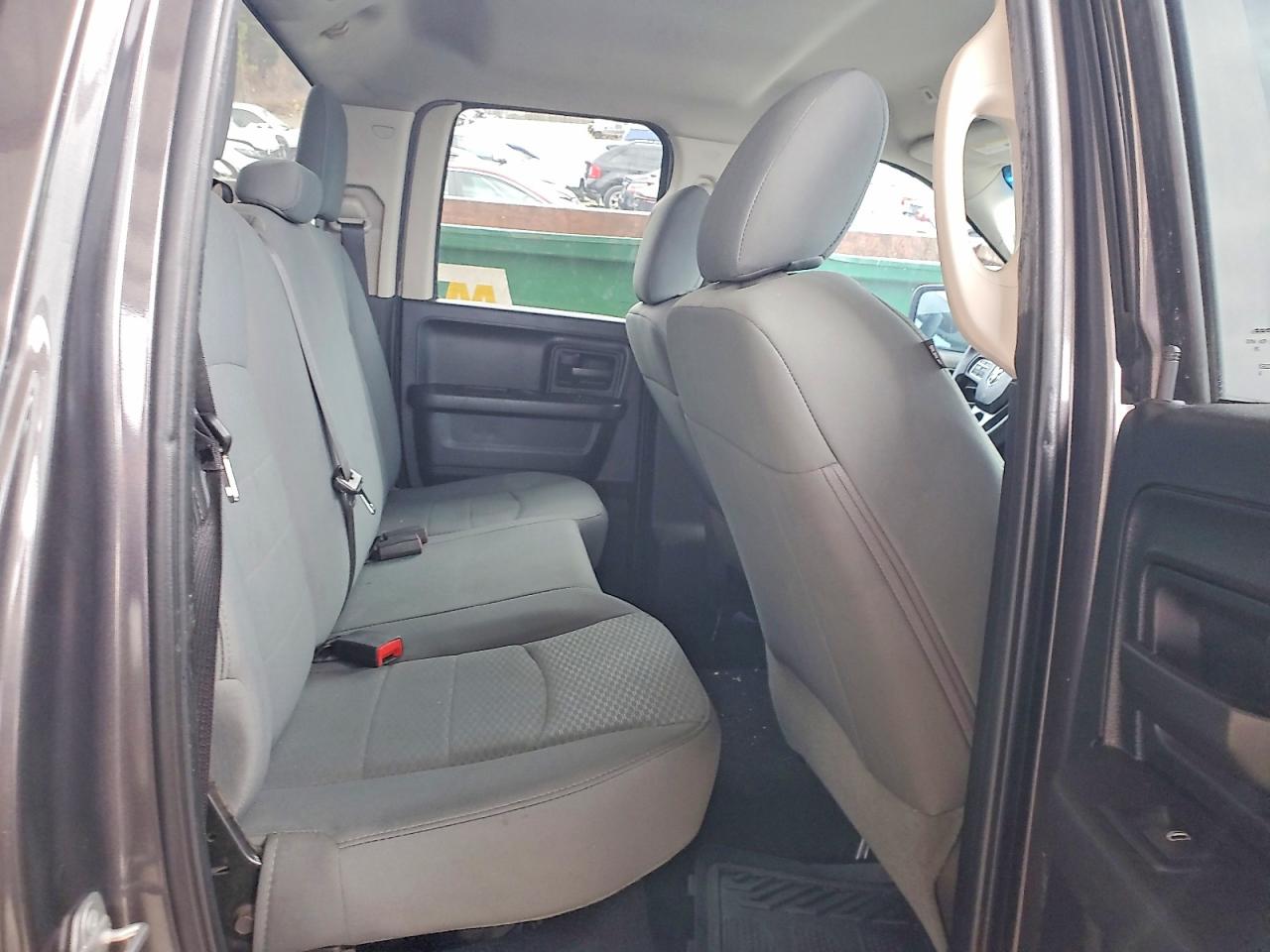 2018 RAM 1500 ST photo 10