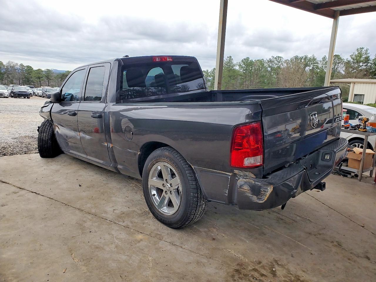 2018 RAM 1500 ST photo 2