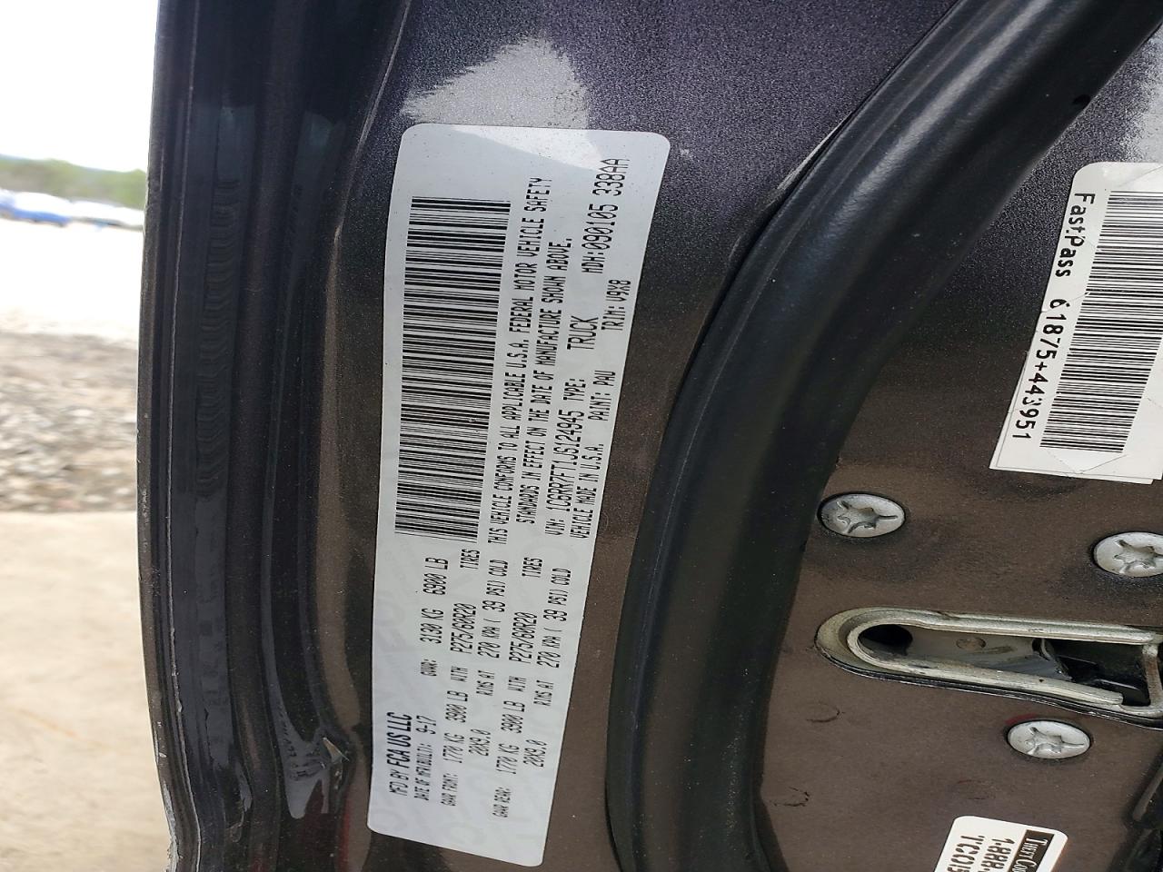 2018 RAM 1500 ST photo 12