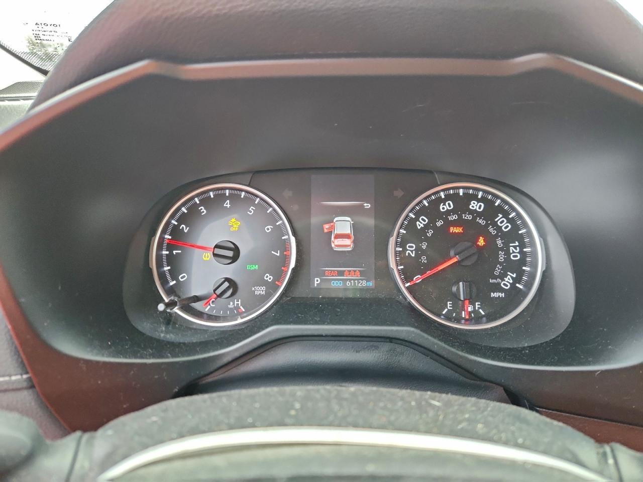 2019 TOYOTA RAV4 LE photo 9