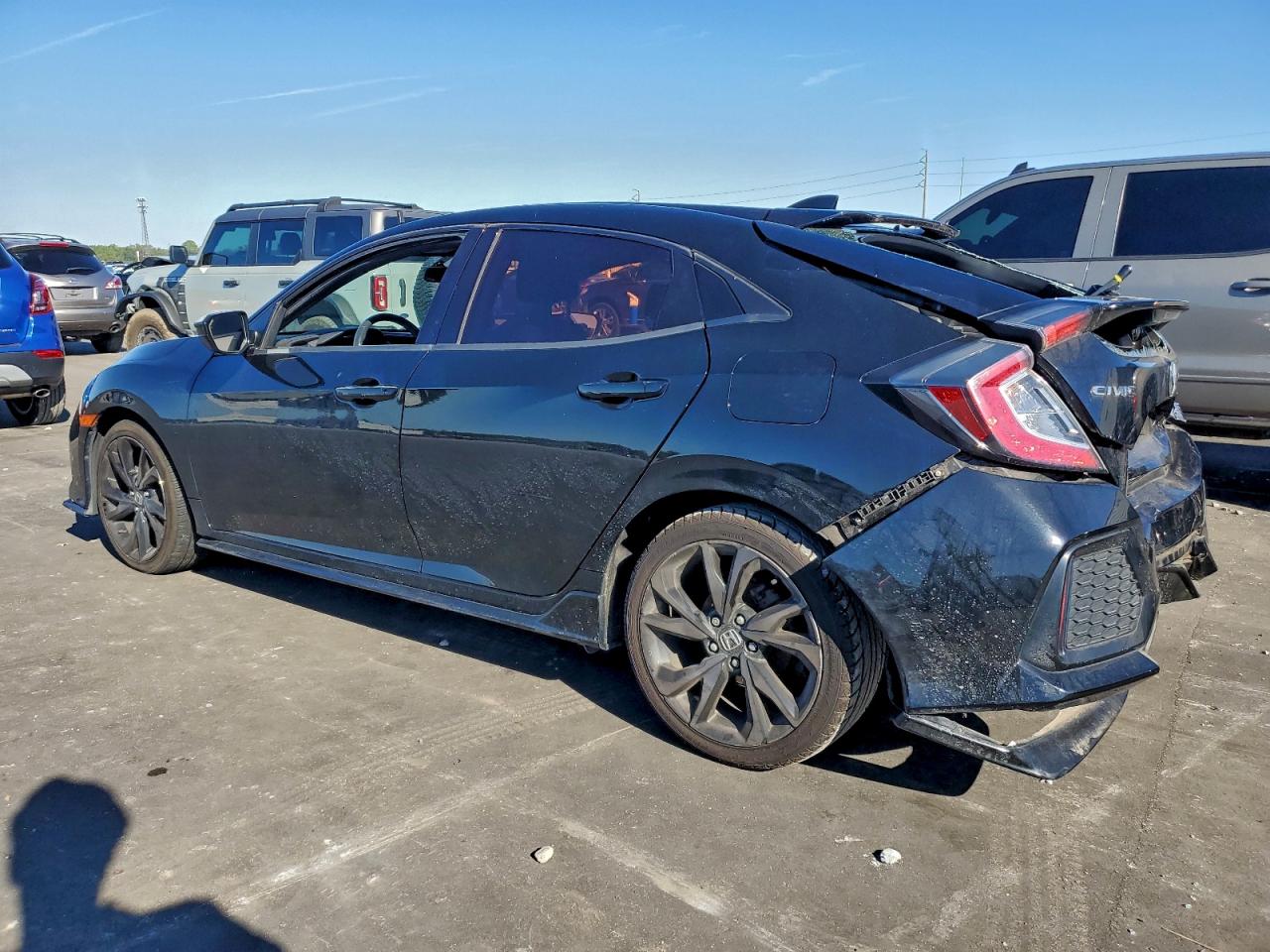 2017 HONDA CIVIC SPORT photo 2