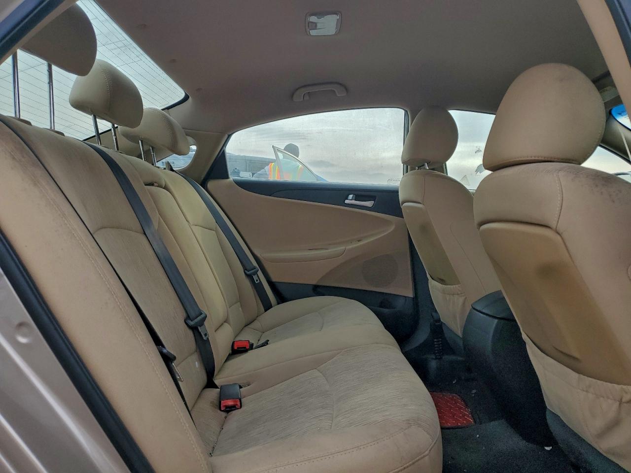 2012 HYUNDAI SONATA GLS photo 10