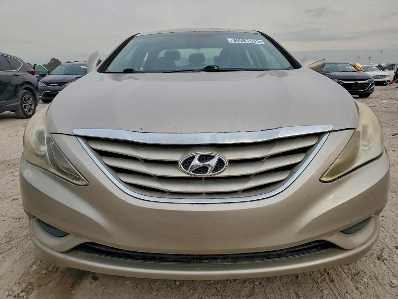 2012 HYUNDAI SONATA GLS photo 5