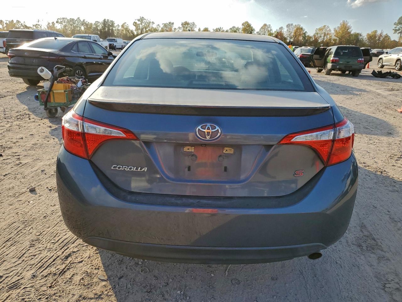 2016 TOYOTA COROLLA L photo 6