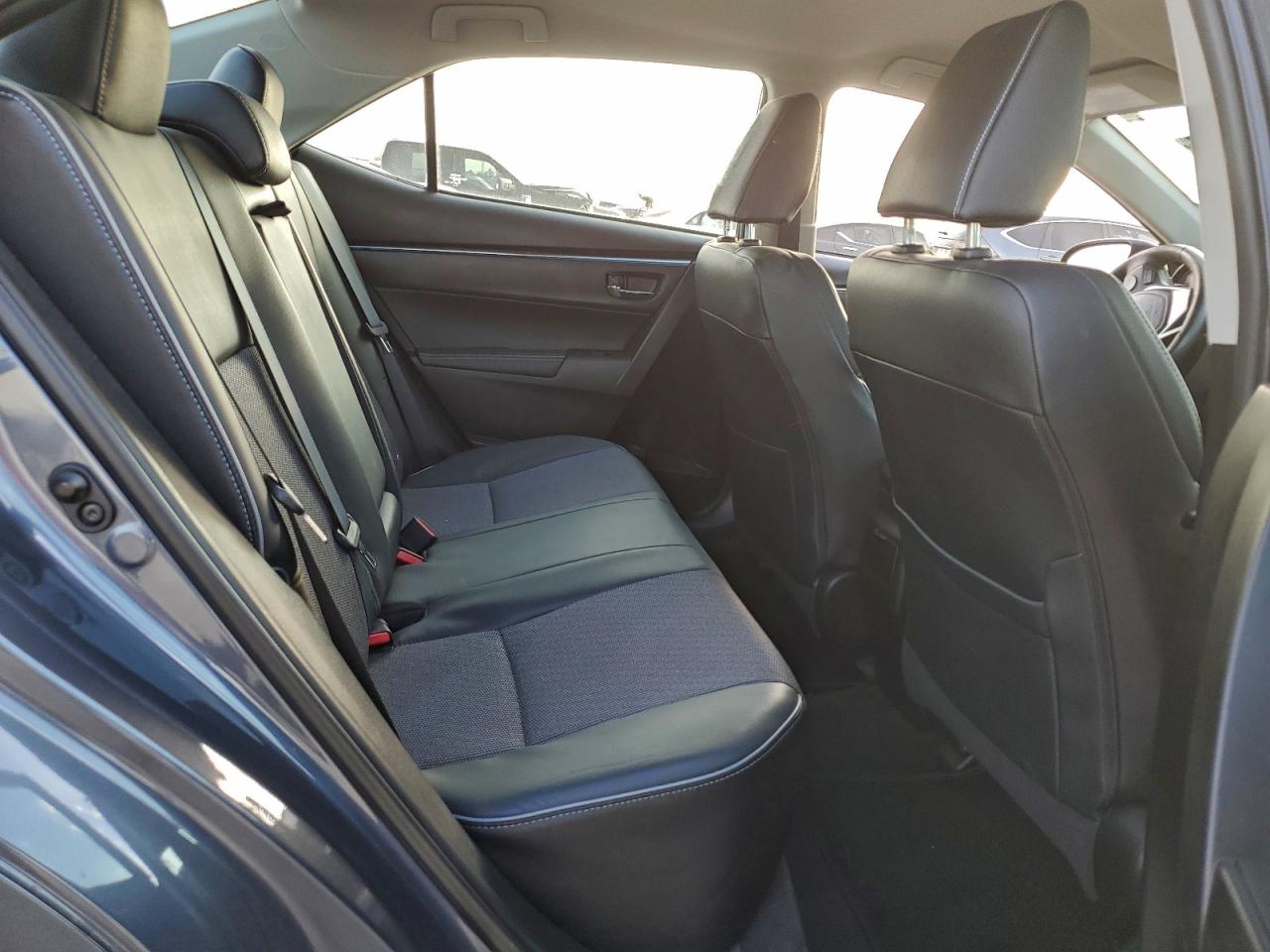2016 TOYOTA COROLLA L photo 10