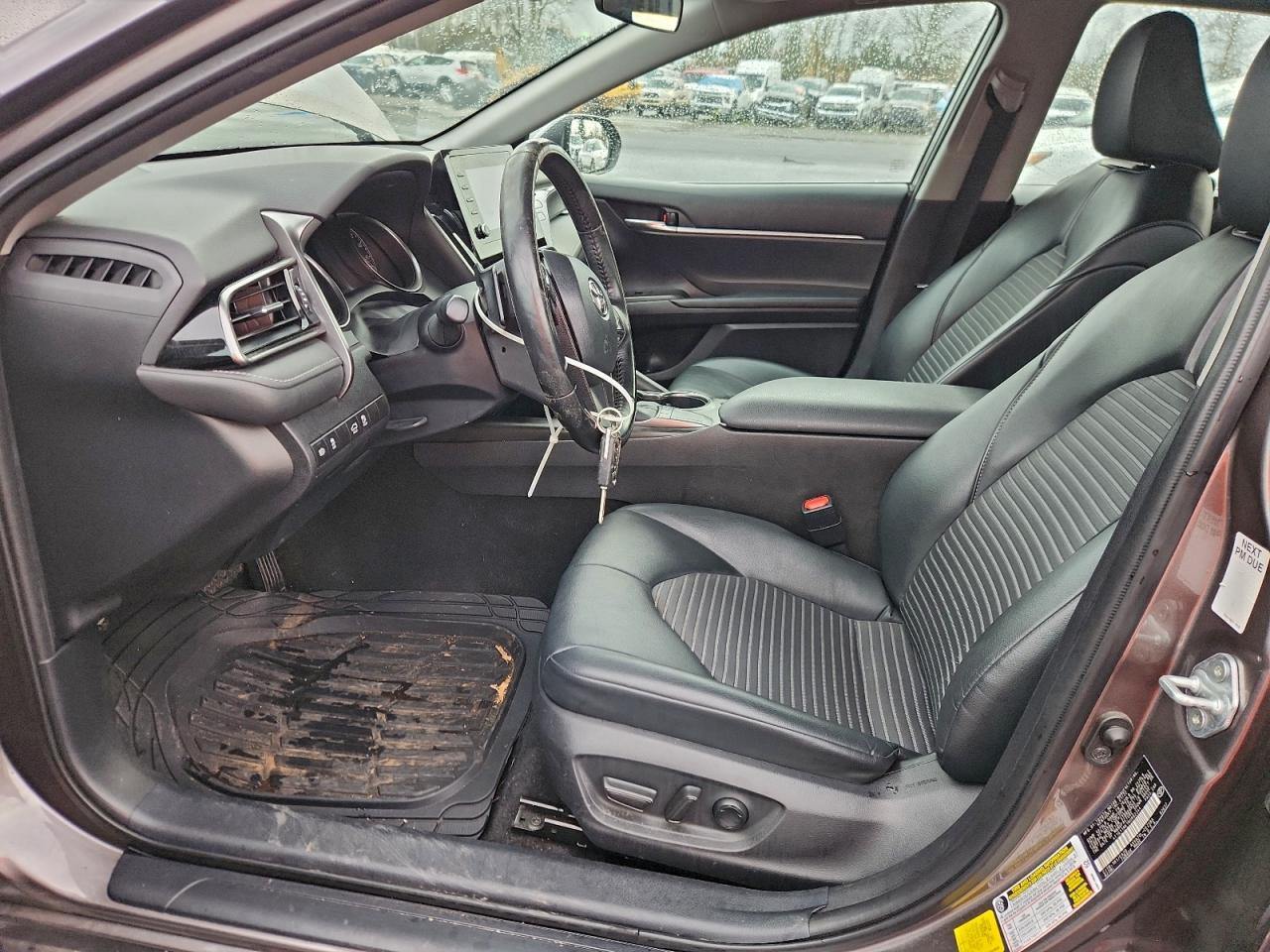 2022 TOYOTA CAMRY SE photo 7