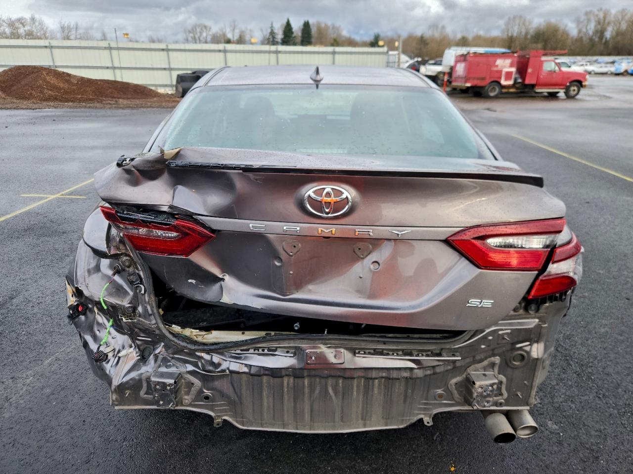 2022 TOYOTA CAMRY SE photo 6