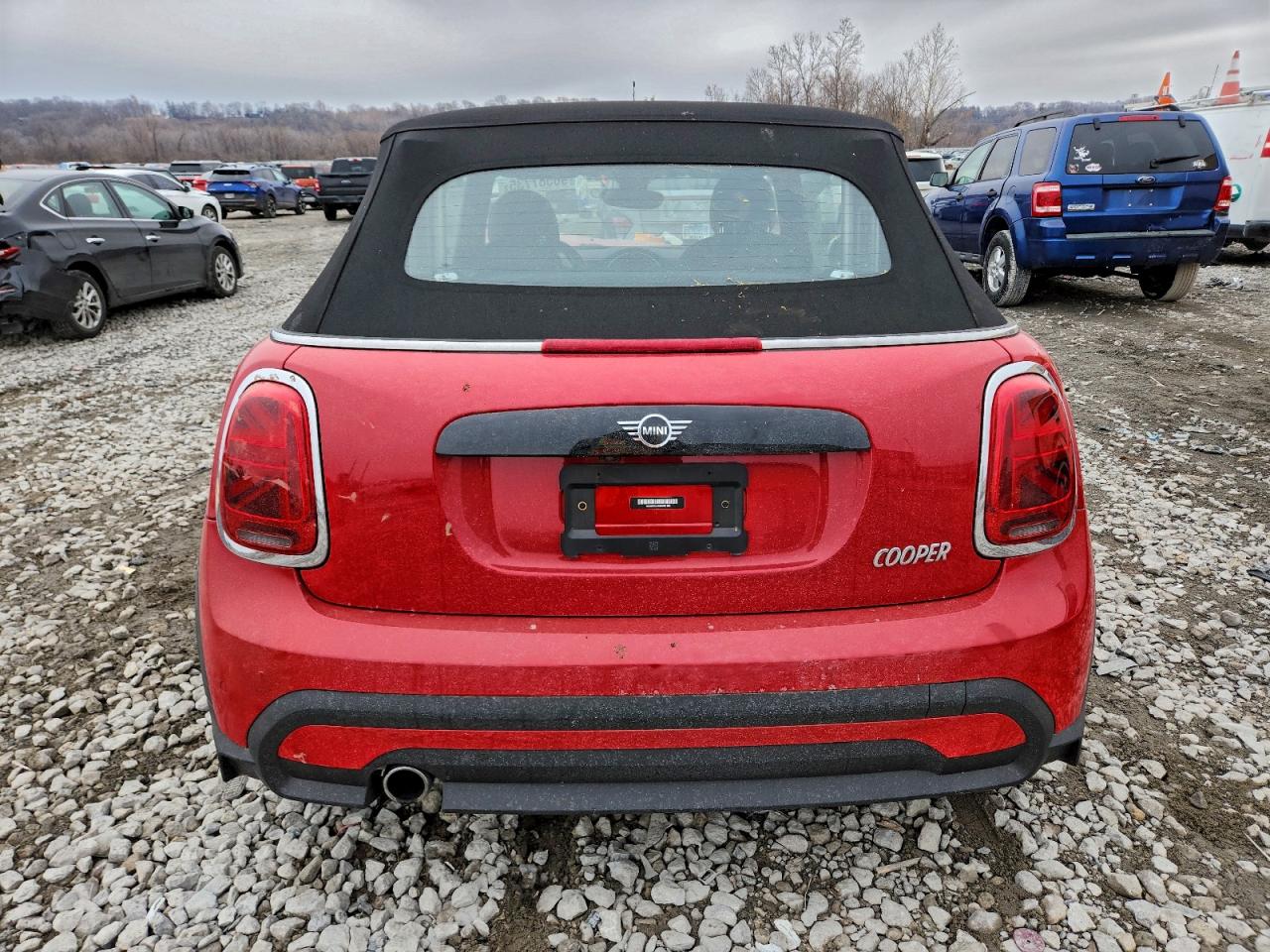 2024 MINI COOPER photo 6