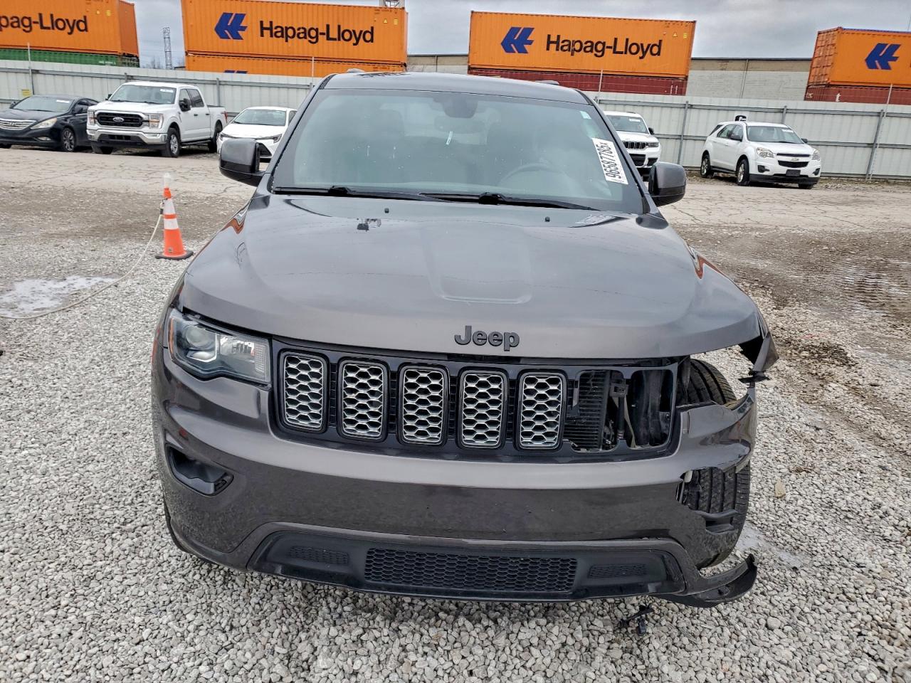 2018 JEEP GRAND CHEROKEE LAREDO photo 5