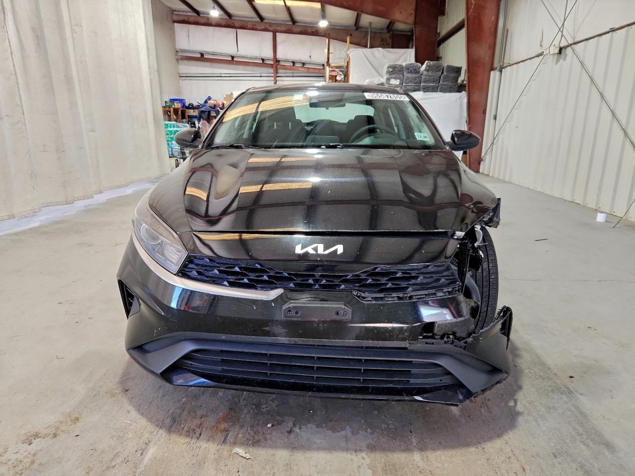 2024 KIA FORTE LX photo 5