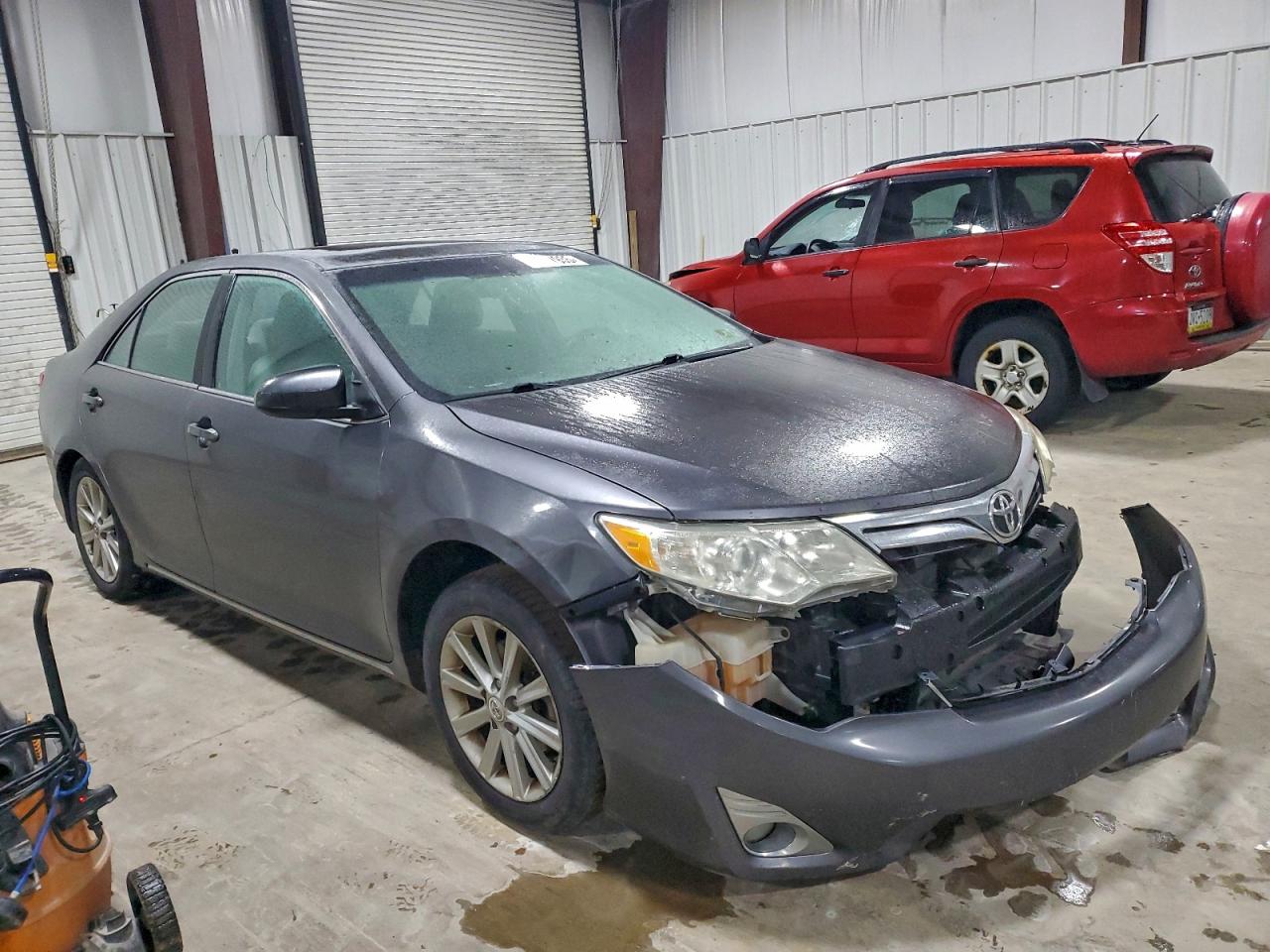 2012 TOYOTA CAMRY BASE photo 4