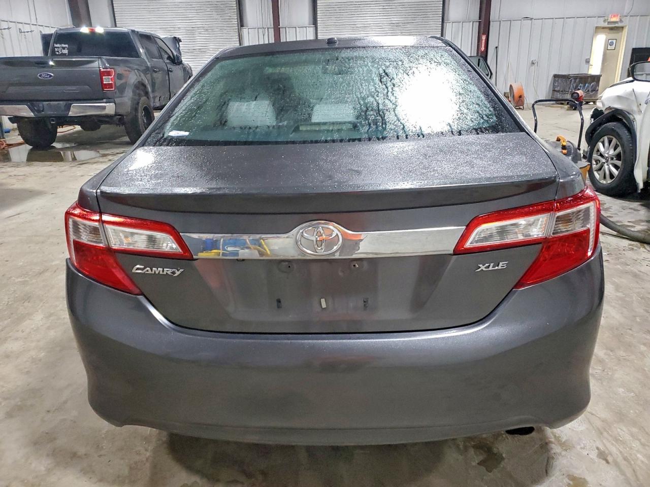 2012 TOYOTA CAMRY BASE photo 6