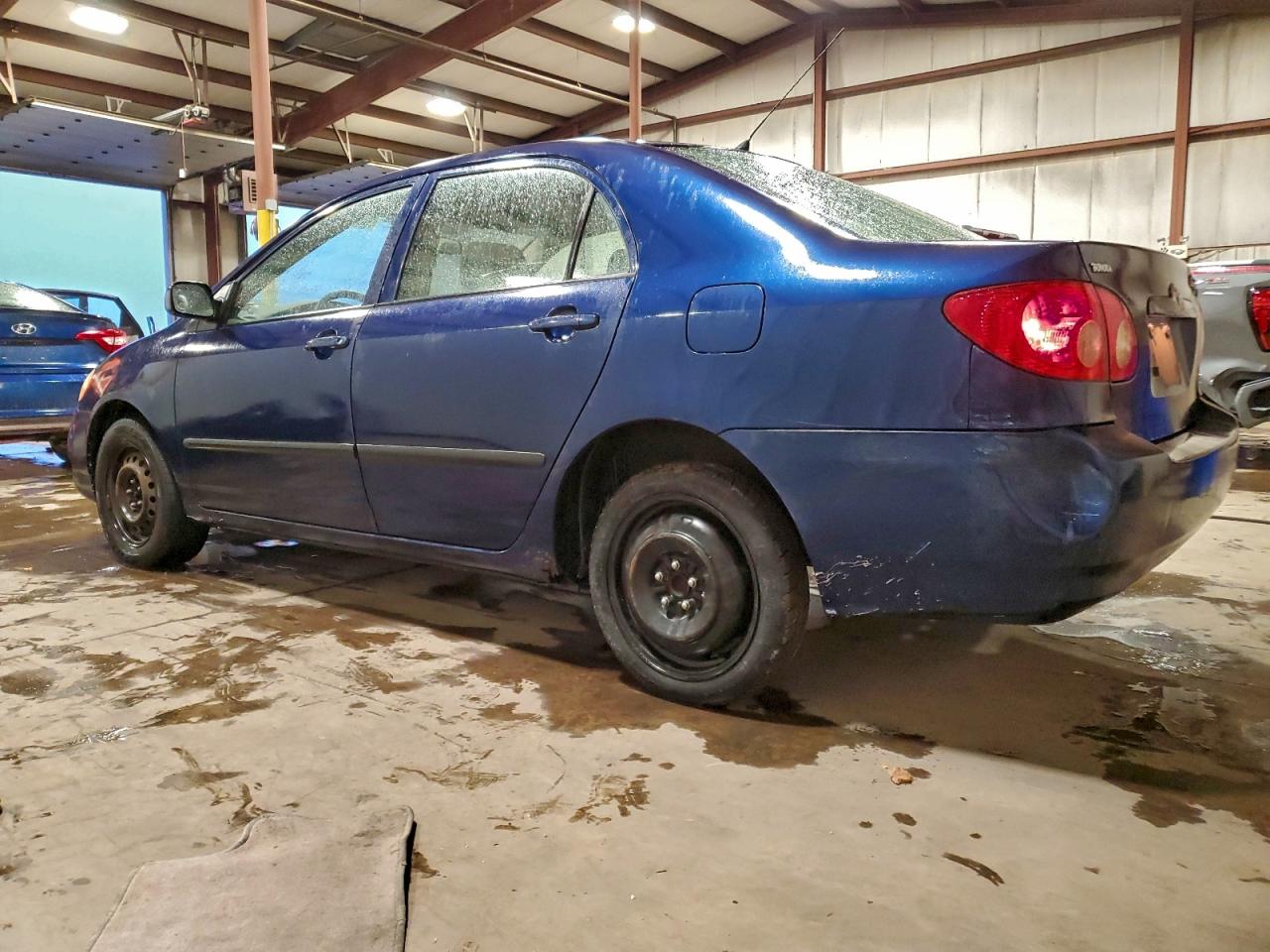 2006 TOYOTA COROLLA CE photo 2
