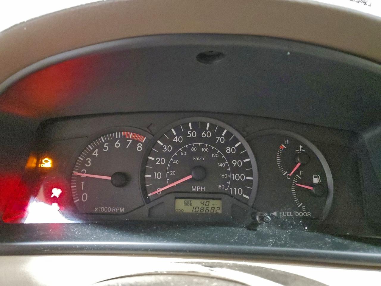 2006 TOYOTA COROLLA CE photo 9