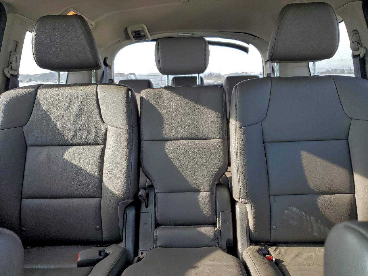 2016 HONDA ODYSSEY EXL photo 10