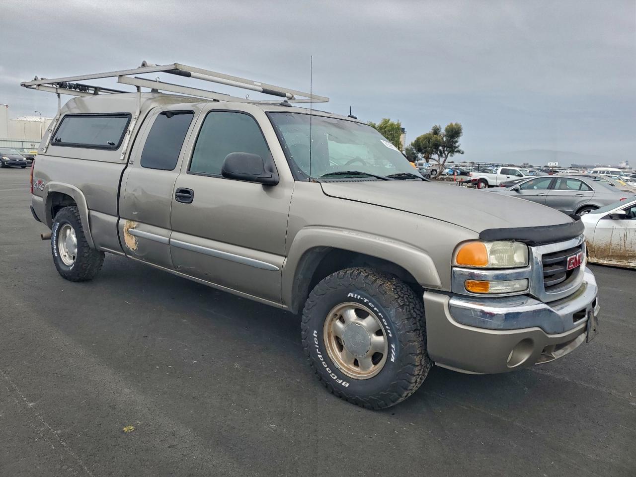 2003 GMC NEW SIERRA K1500 photo 4