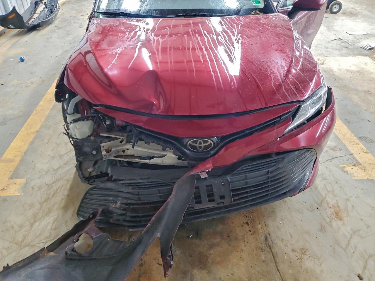 2019 TOYOTA CAMRY L photo 11