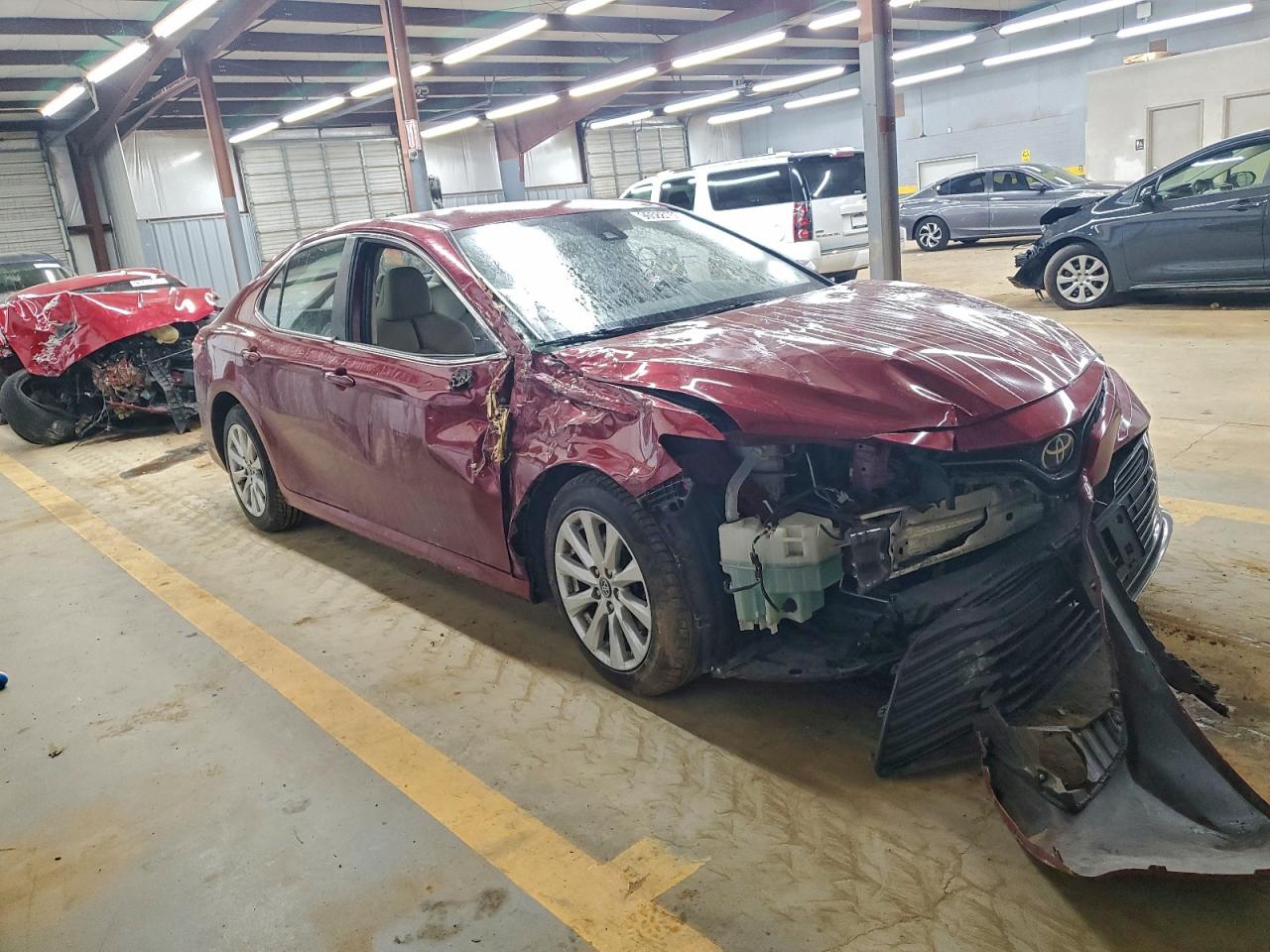 2019 TOYOTA CAMRY L photo 4