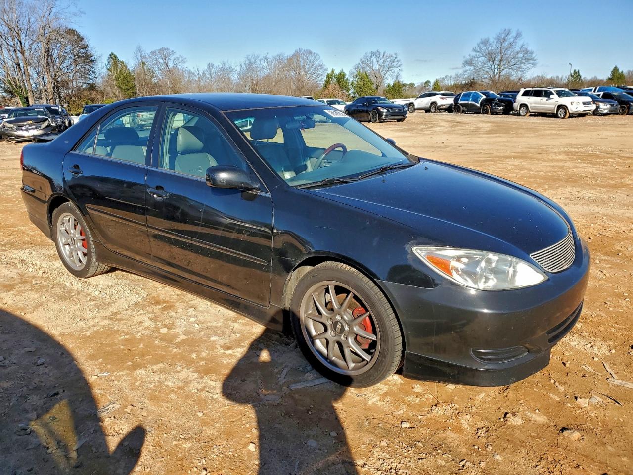 2004 TOYOTA CAMRY LE photo 4