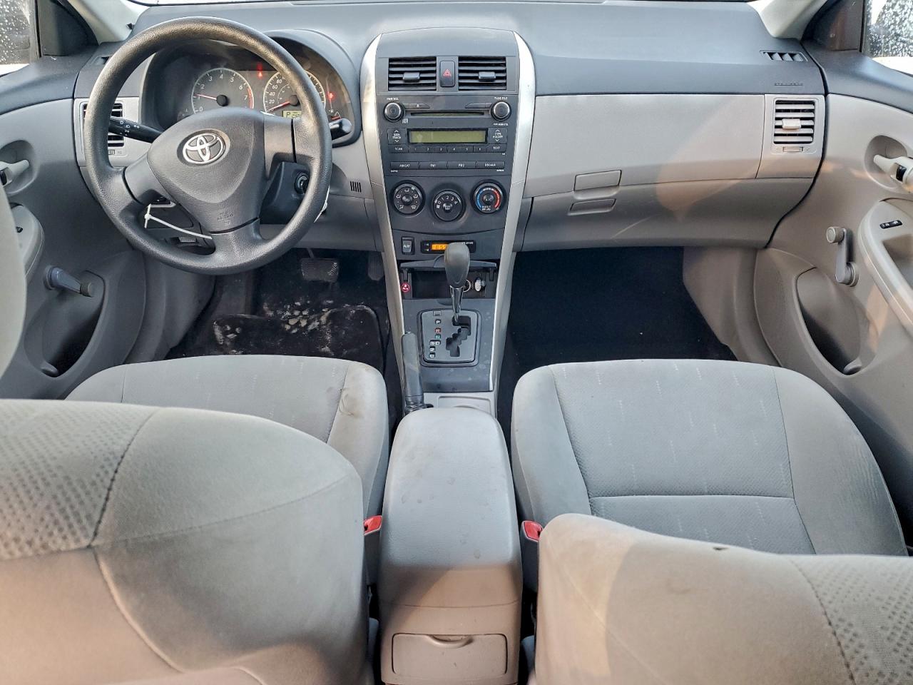 2011 TOYOTA COROLLA BASE photo 8