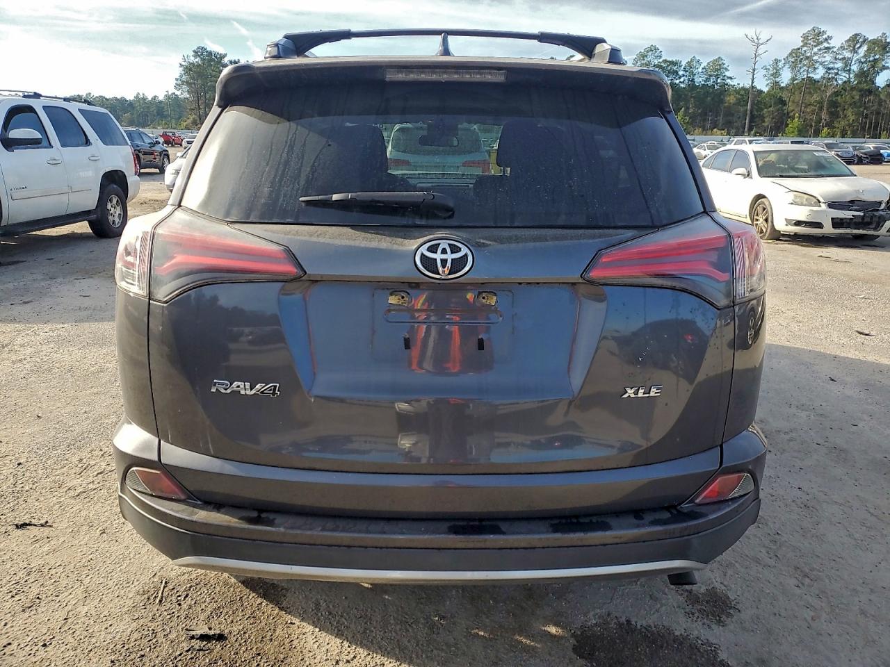2018 TOYOTA RAV4 ADVENTURE photo 6
